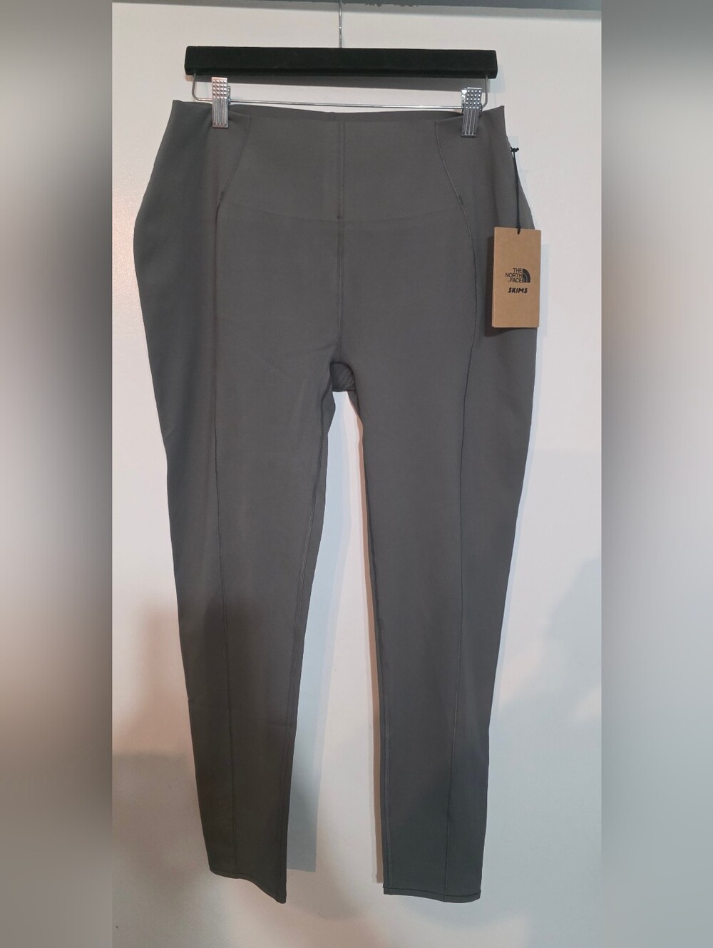 The North Face x SKIMS W Refina Leggings SK Gray NWT Women SZ L, XL, 2XL